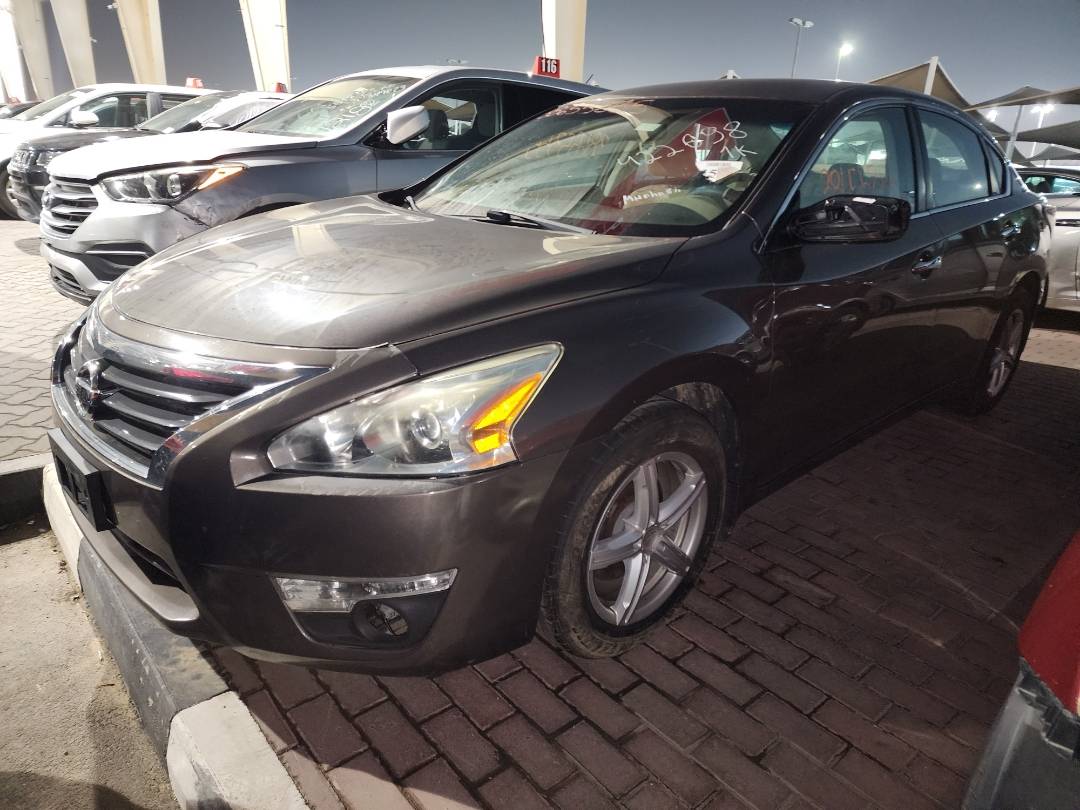 2015 NISSAN ALTIMA — 176336 Miles — Lot FC422698 - Marhaba Auctions Used Cars - Image 4