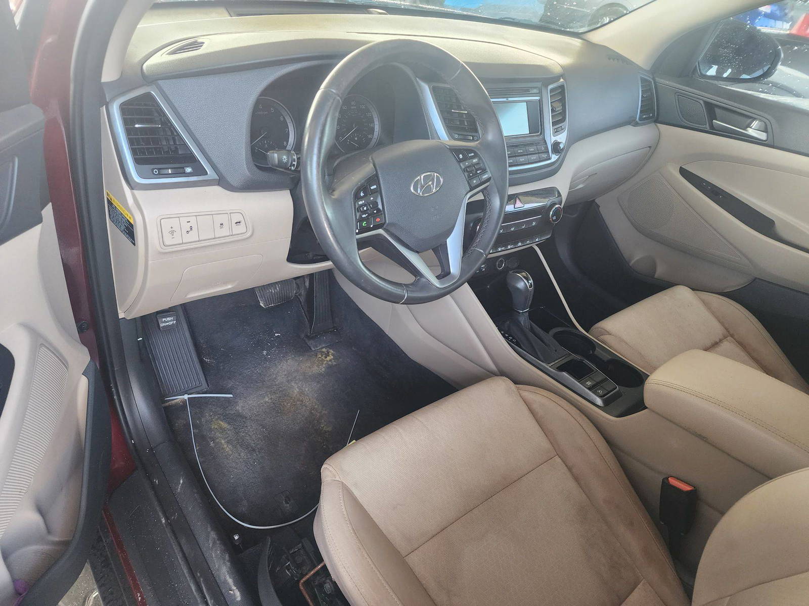 2016 HYUNDAI TUCSON — 136486 Miles — Lot 74277163 - Marhaba Auctions Used Cars - Image 9