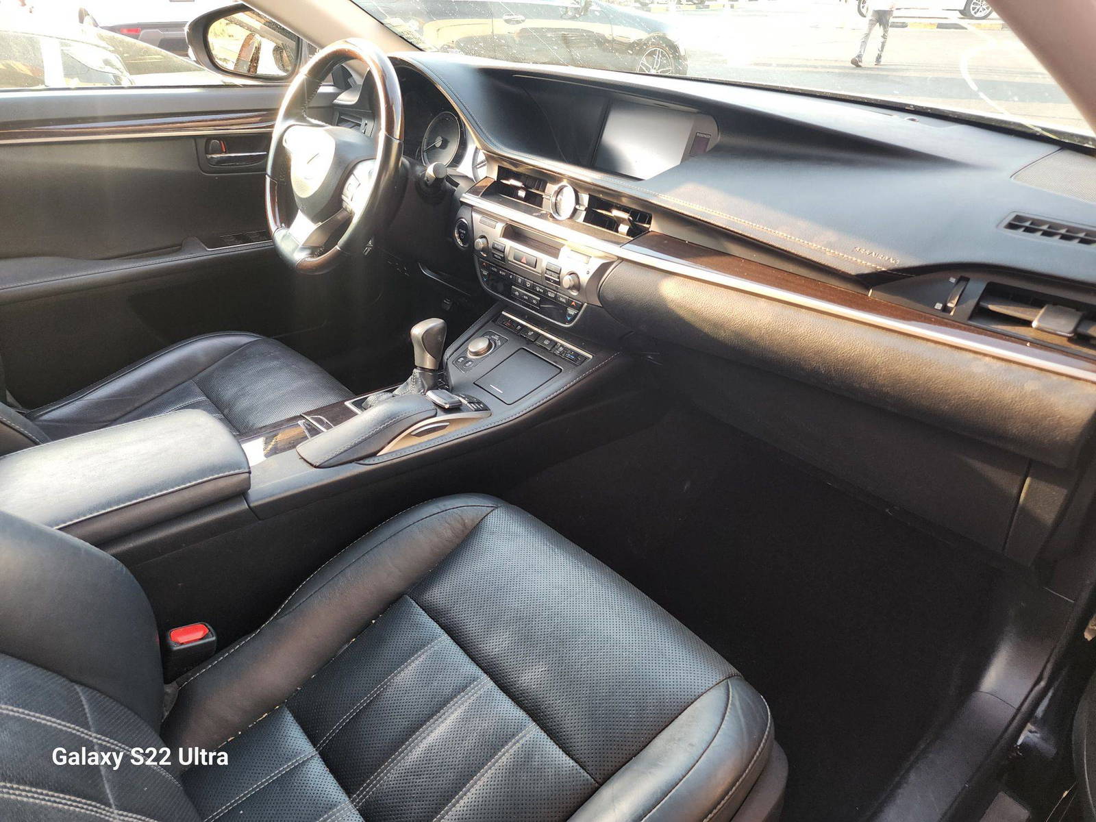 2018 LEXUS ES 300H — 161728 Miles — Lot 38117664 - Marhaba Auctions Used Cars - Image 7