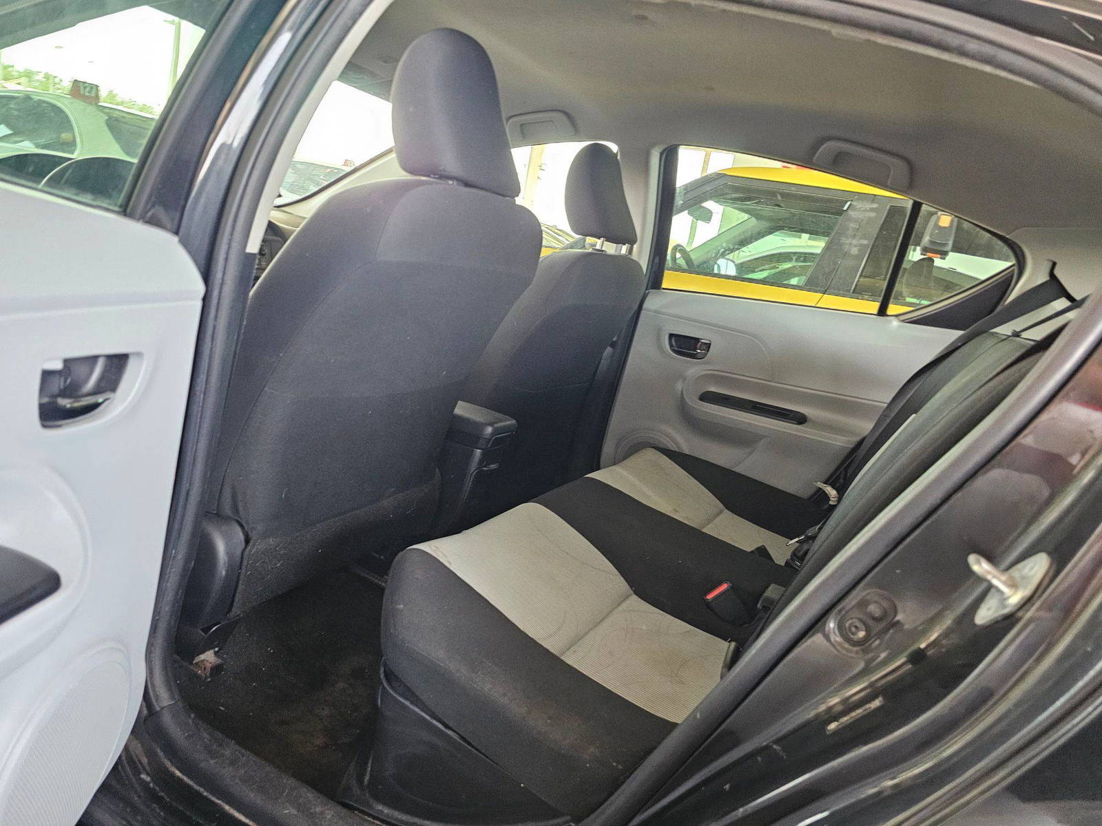2013 TOYOTA PRIUS C — 157490 Miles — Lot 1552687 — Souq - Marhaba Auctions Used Cars - Image 6