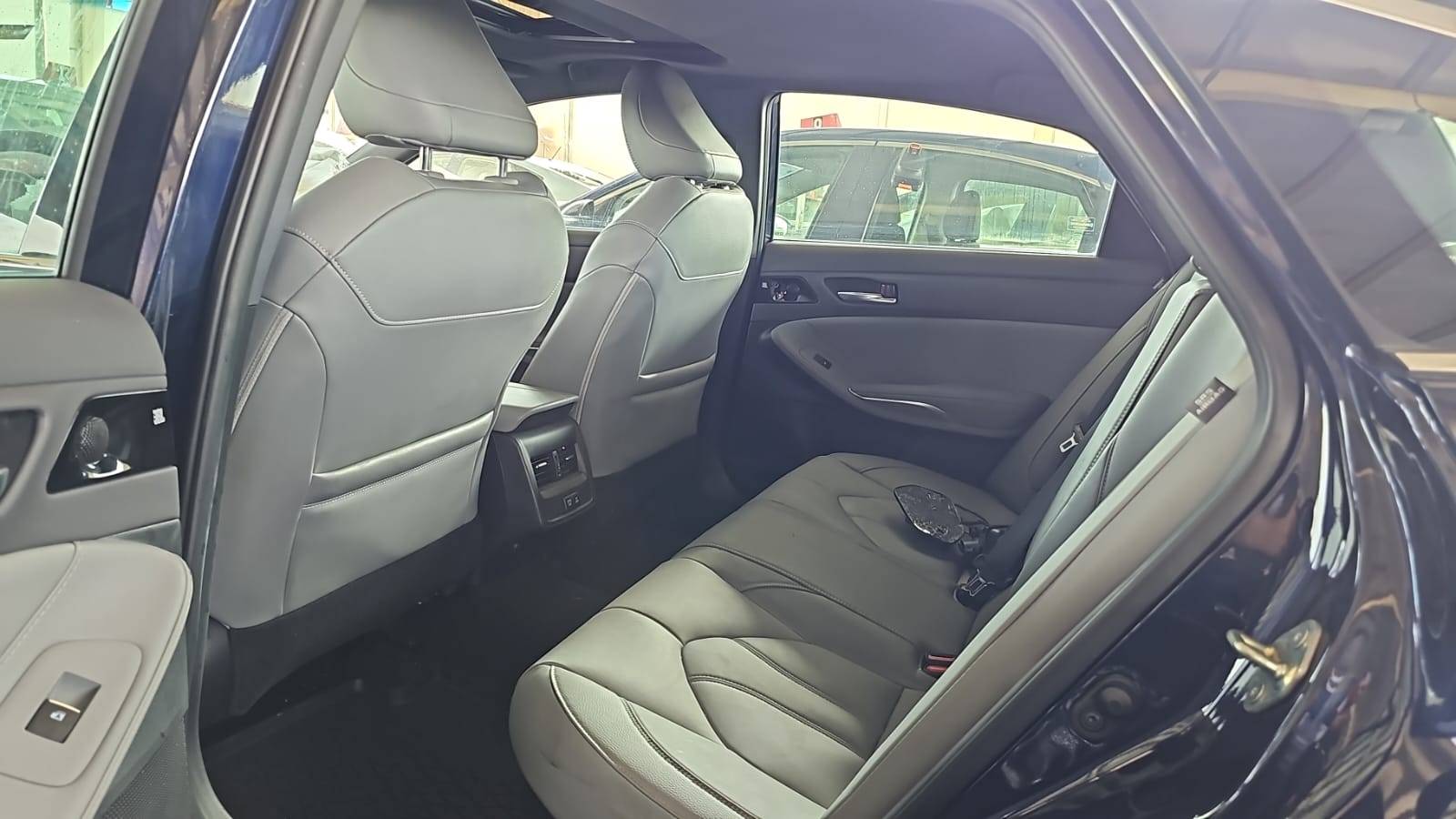 2021 TOYOTA AVALON — 19395 Miles — Lot U001484 — Souq - Marhaba Auctions Used Cars - Image 7