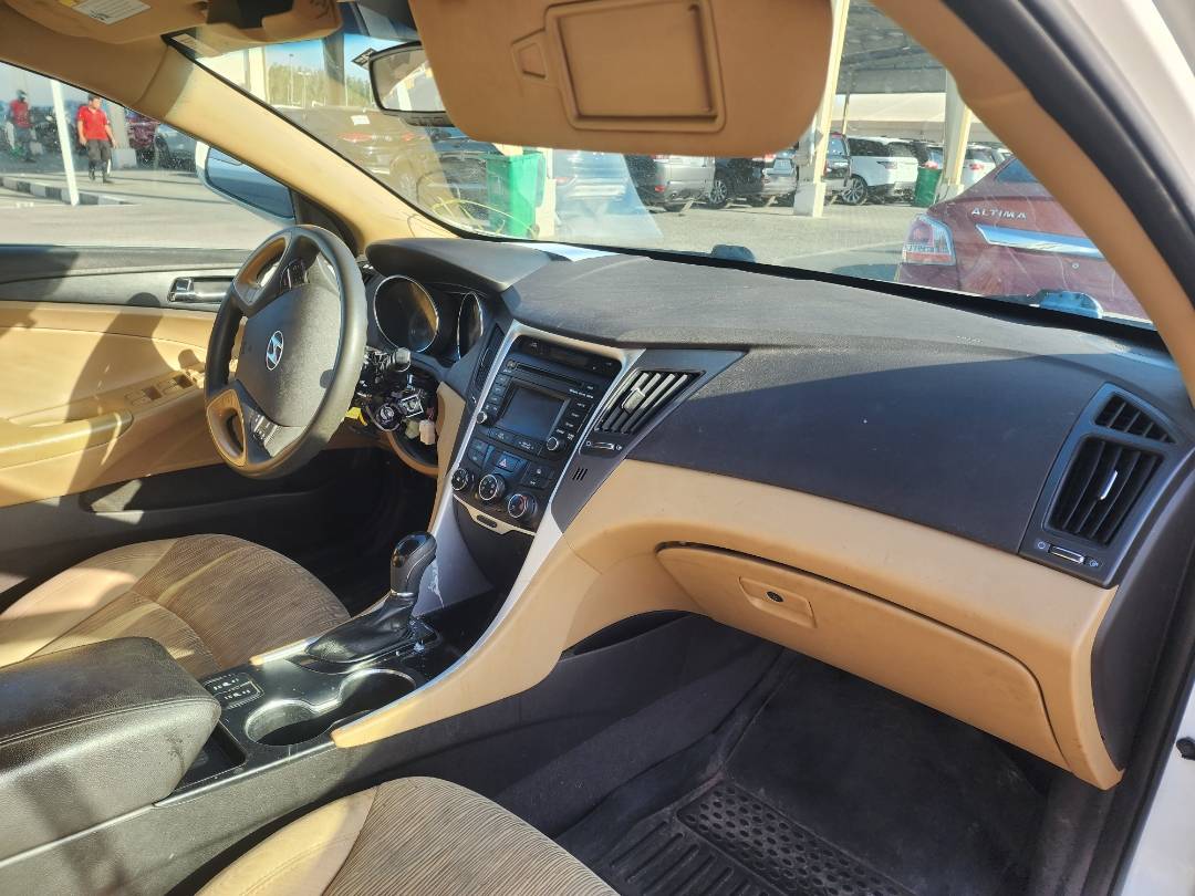 2014 HYUNDAI SONATA — 173024 Miles — Lot 73744353 - Marhaba Auctions Used Cars - Image 8