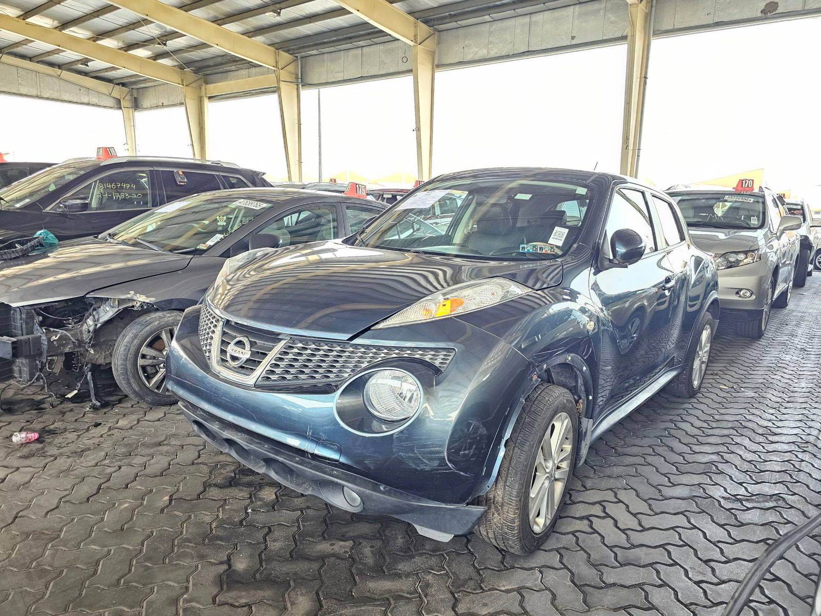 2011 NISSAN JUKE — 111331 Miles — Lot 40939305 — Souq - Marhaba Auctions Used Cars - Image 5