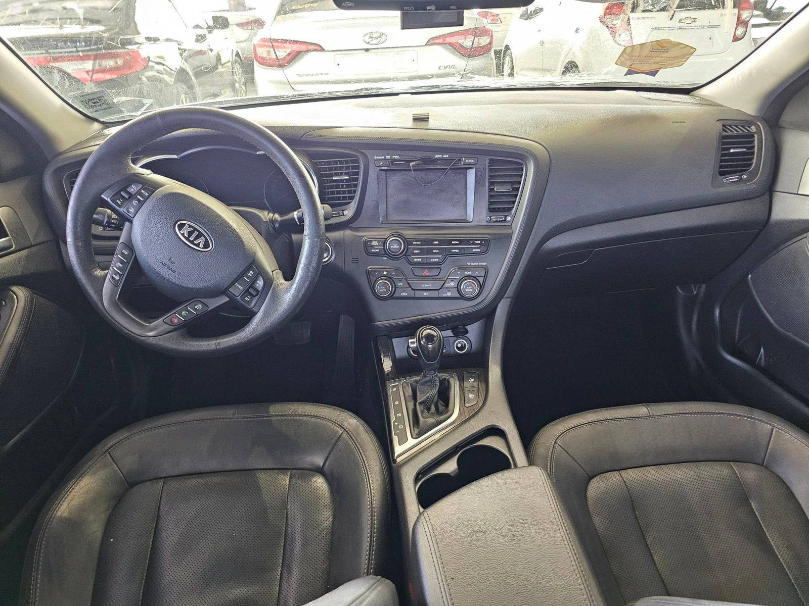 2011 KIA K5 — 157422 KM — Lot 17703 — Main - Marhaba Auctions Used Cars - Image 7