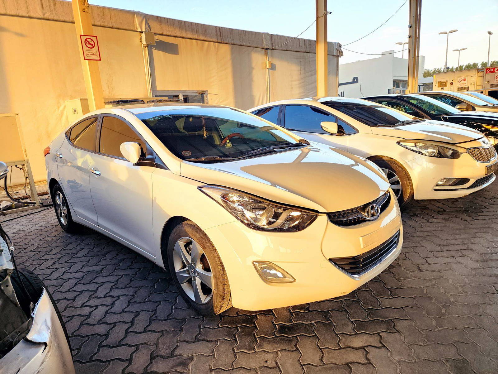 2012 HYUNDAI AVANTE — 128996 KM — Lot 299137 — Souq - Marhaba Auctions Used Cars - Image 5