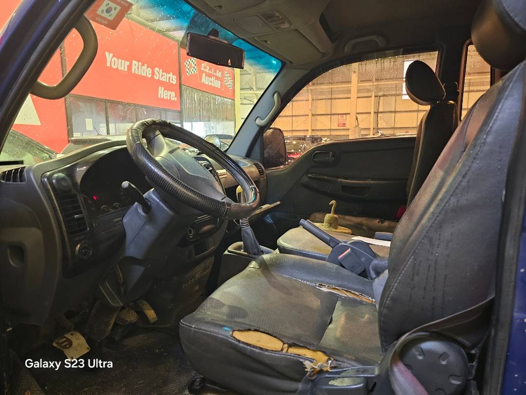 KIA BONGO 3 2011 - Marhaba Auction Used Cars - Image 6