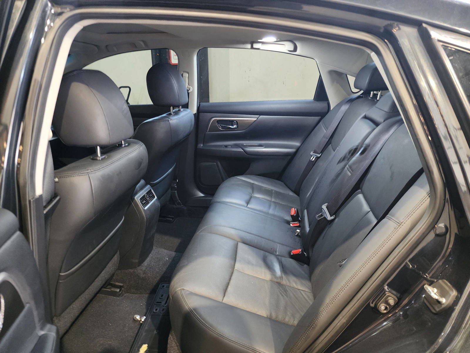 2014 NISSAN ALTIMA — 89500 KM — Lot 423445 — Al Quoz - Marhaba Auctions Used Cars - Image 6