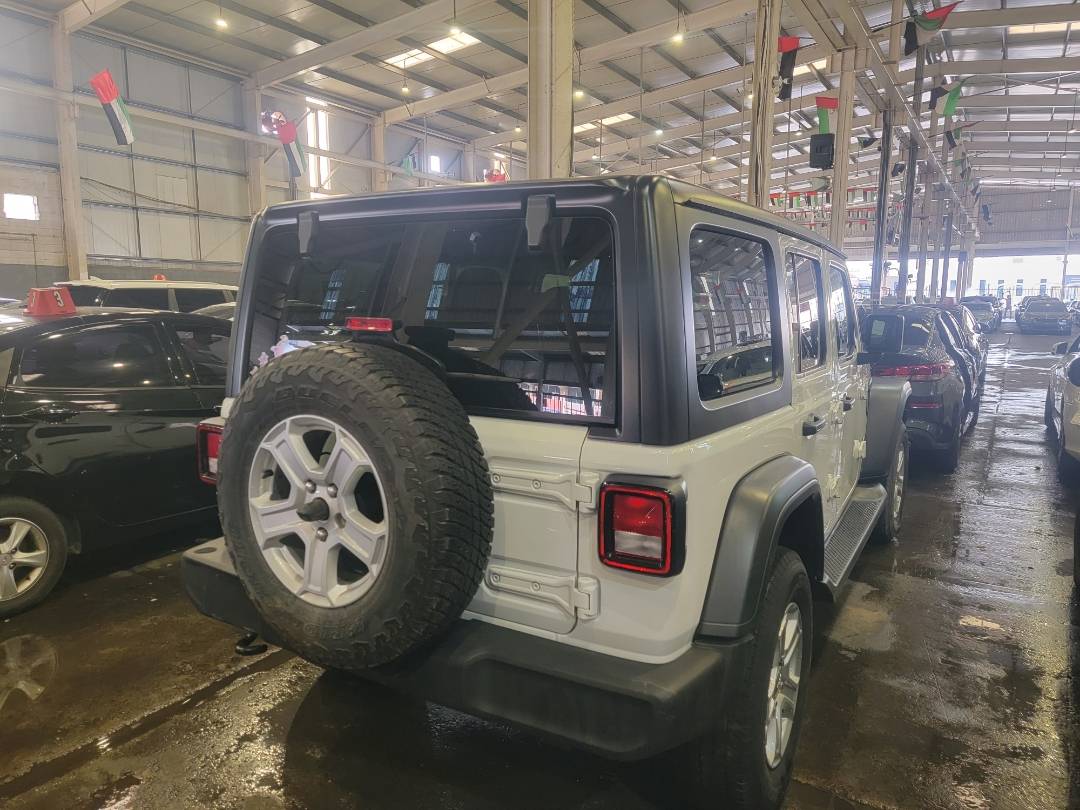 2018 JEEP WRANGLER — 76532 Miles — Lot 41310546 — Main - Marhaba Auctions Used Cars - Image 5