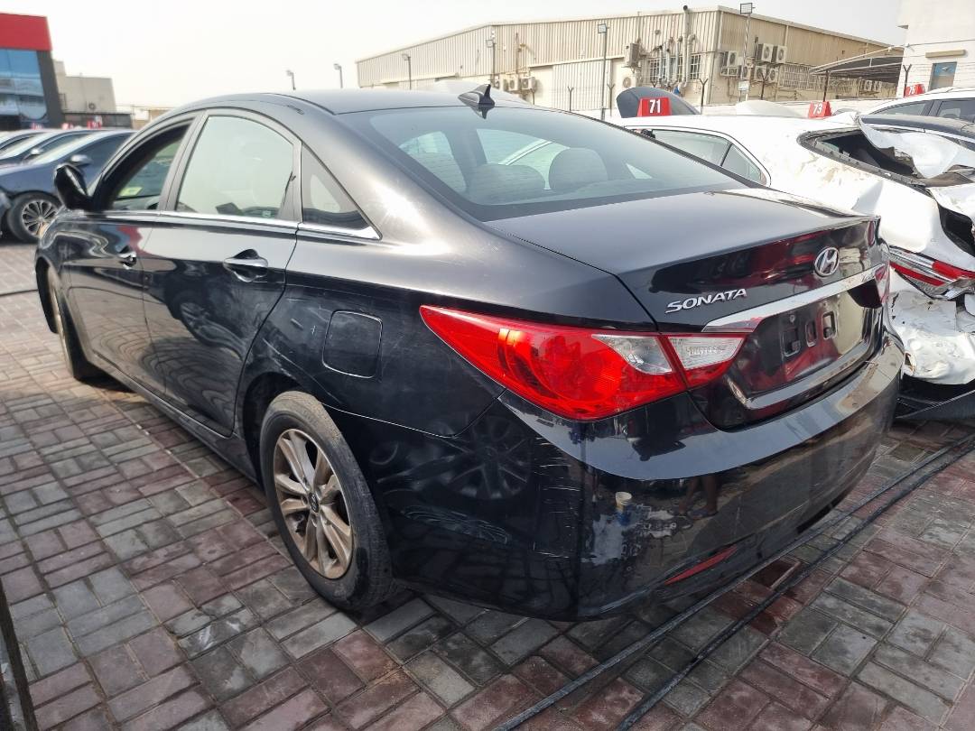 2013 HYUNDAI SONATA — 217837 Miles — Lot 125487 — Main - Marhaba Auctions Used Cars - Image 3