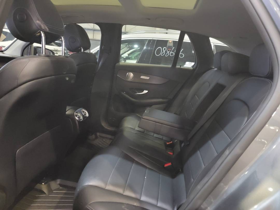 2019 MERCEDES BENZ GLC 350E — 101266 KM — Lot 543761 — Main - Marhaba Auctions Used Cars - Image 7