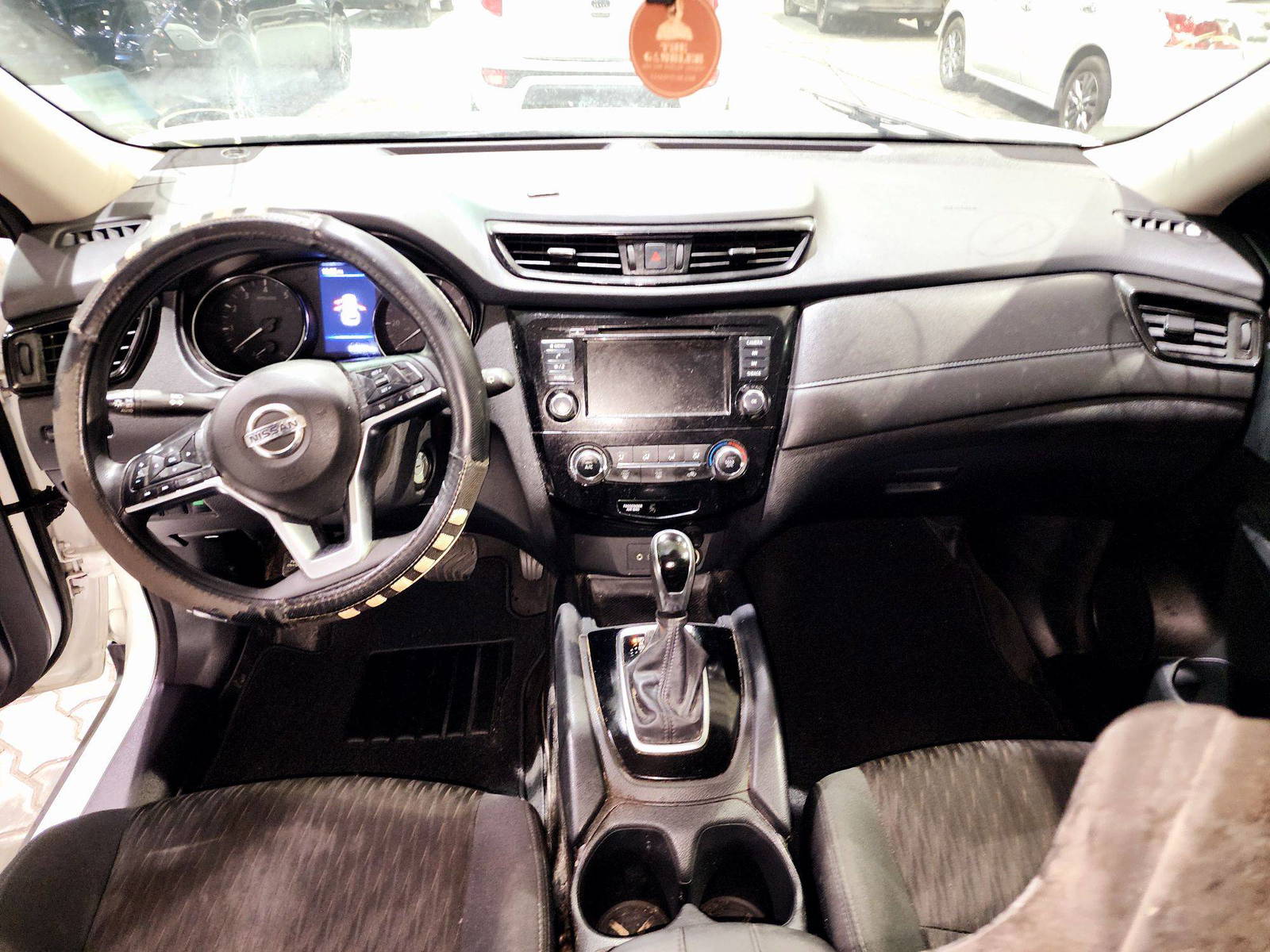 2020 NISSAN ROGUE — 118537 Miles — Lot MV9LC762528 — Souq - Marhaba Auctions Used Cars - Image 7
