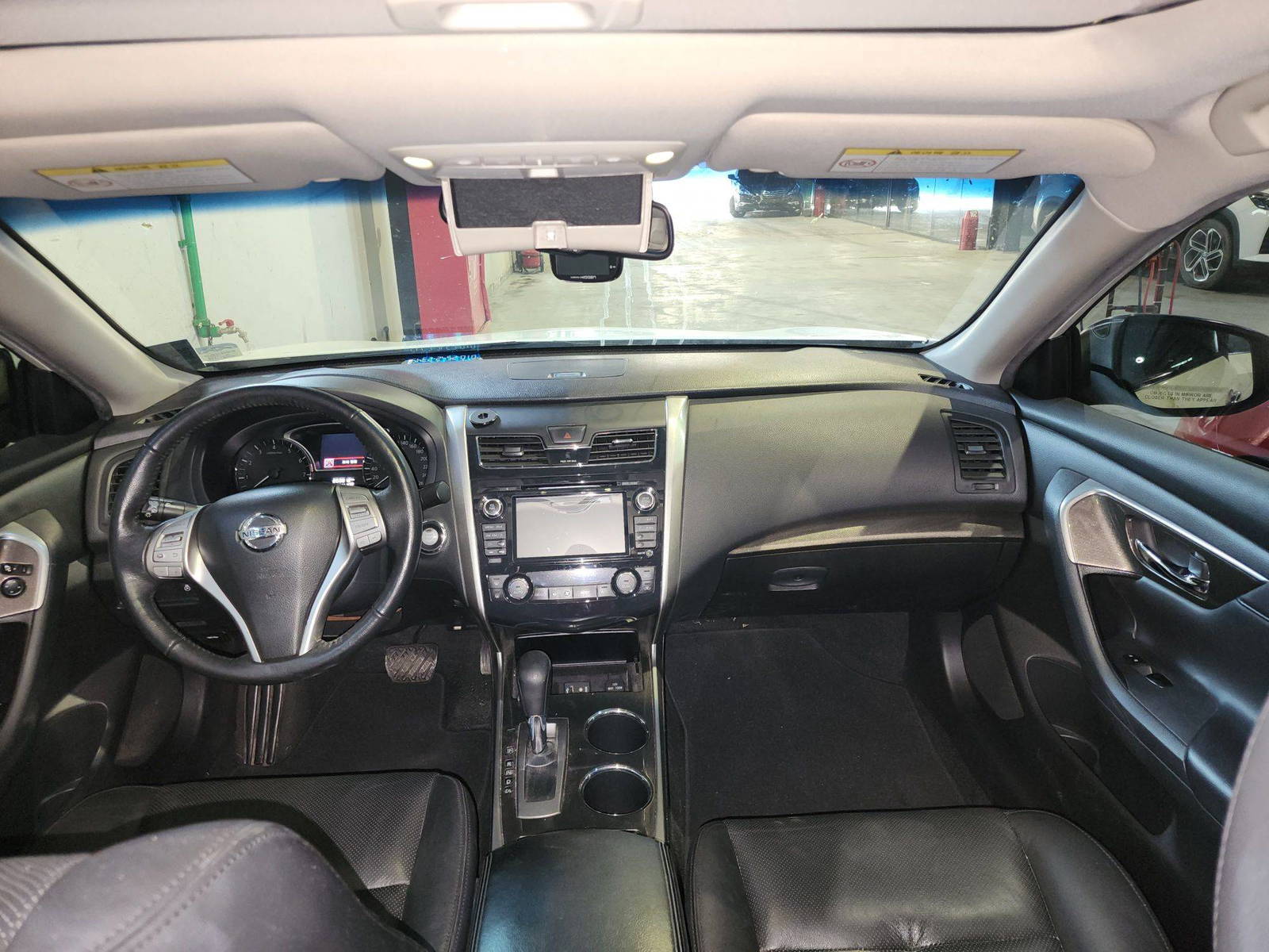 2014 NISSAN ALTIMA — 203812 KM — Lot 329205 — Al Quoz - Marhaba Auctions Used Cars - Image 8