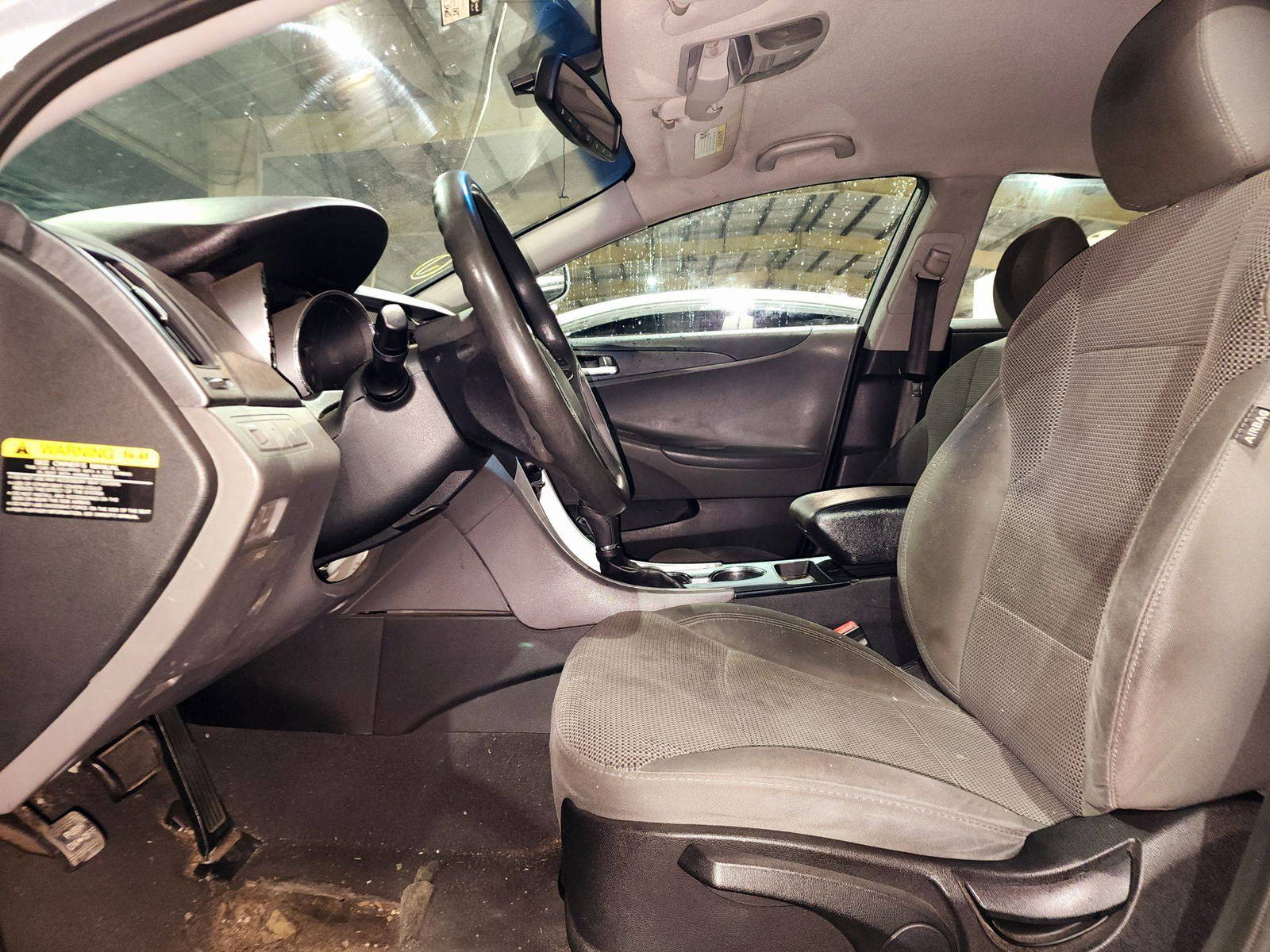 2013 HYUNDAI SONATA — 155031 Miles — Lot DH795939 — Souq - Marhaba Auctions Used Cars - Image 8