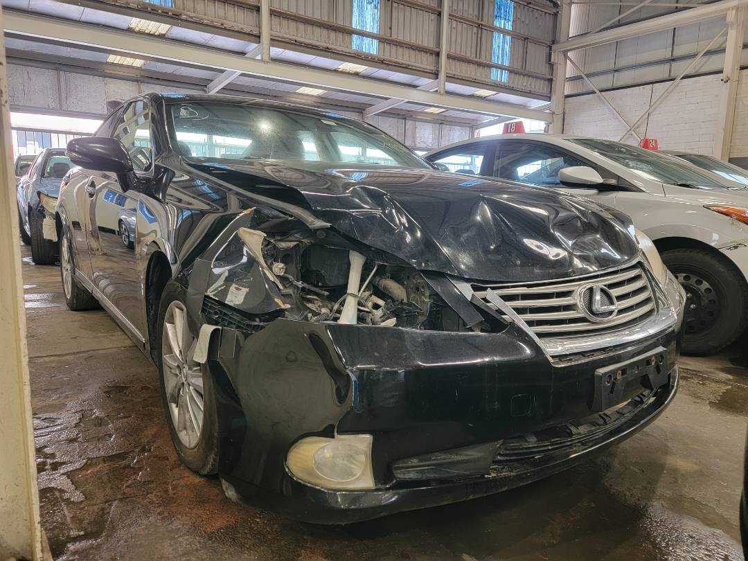 2011 LEXUS ES 350 — 190191 Miles — Lot 75777463 — Main - Marhaba Auctions Used Cars - Image 4
