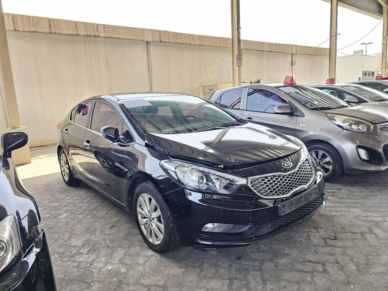 2013 KIA K3 — 229017 KM — Lot 060934 — Souq - Marhaba Auctions Used Cars - Image 4