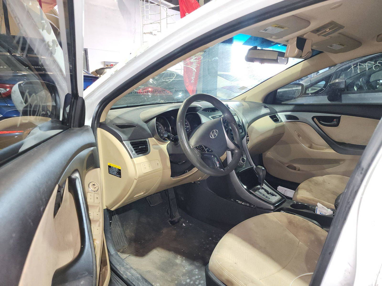 2013 HYUNDAI ELANTRA — 228024 Miles — Lot 63006374 — Main - Marhaba Auctions Used Cars - Image 9