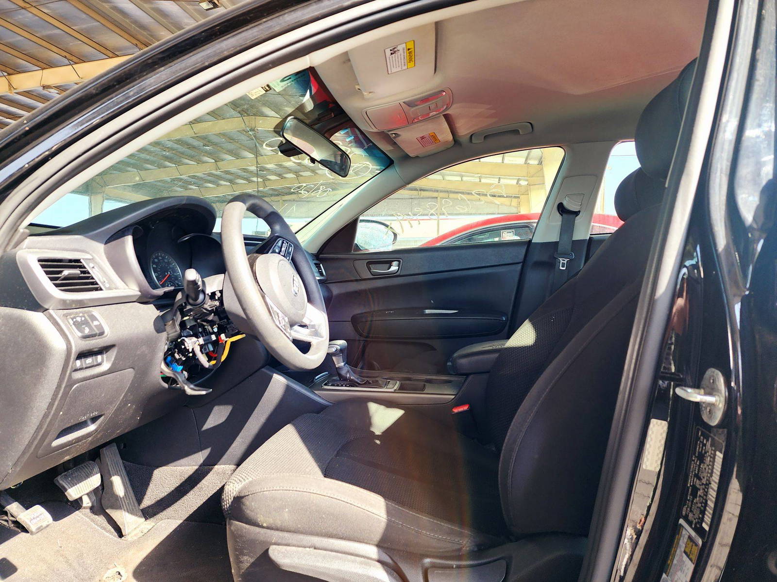 2019 KIA OPTIMA — 108197 Miles — Lot L37KG353386 — Souq - Marhaba Auctions Used Cars - Image 8