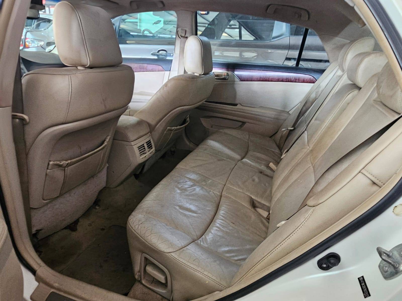 2011 TOYOTA AVALON — 242708 Miles — Lot 76264755 — Souq - Marhaba Auctions Used Cars - Image 6