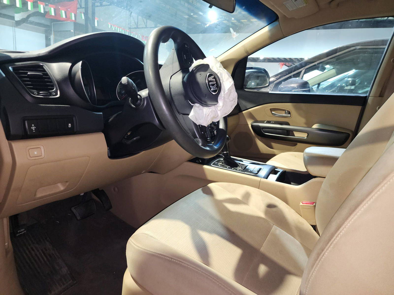 KIA SEDONA 2015 - Marhaba Auction Used Cars - Image 10