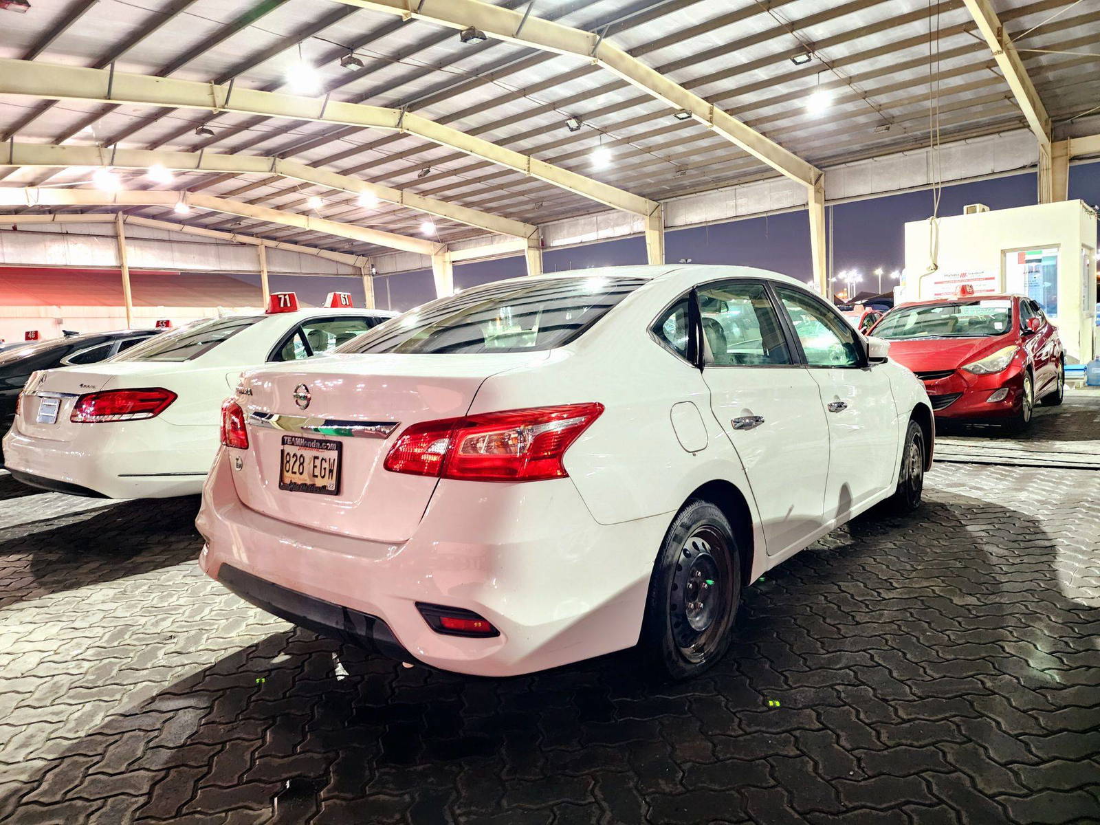 2017 NISSAN SENTRA — 115103 Miles — Lot 234195 — Souq - Marhaba Auctions Used Cars - Image 4