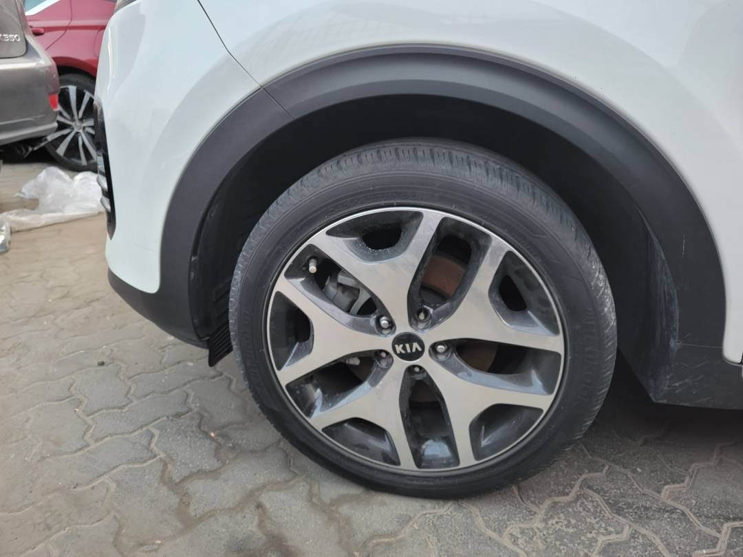 2017 KIA SPORTAGE — 25888 Miles — Lot H7215808 — Main - Marhaba Auctions Used Cars - Image 11