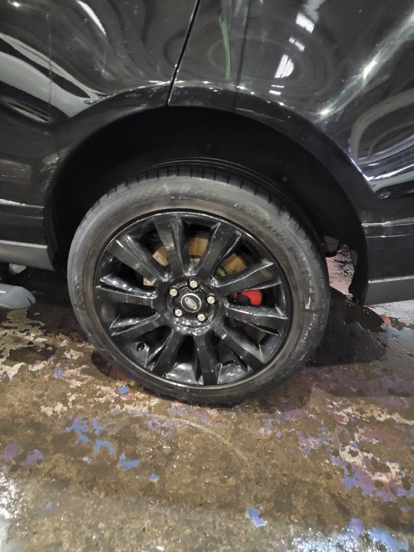 2015 LAND ROVER RANGE ROVER VOGUE — 169951 KM — Lot FA217575 — Main - Marhaba Auctions Used Cars - Image 9