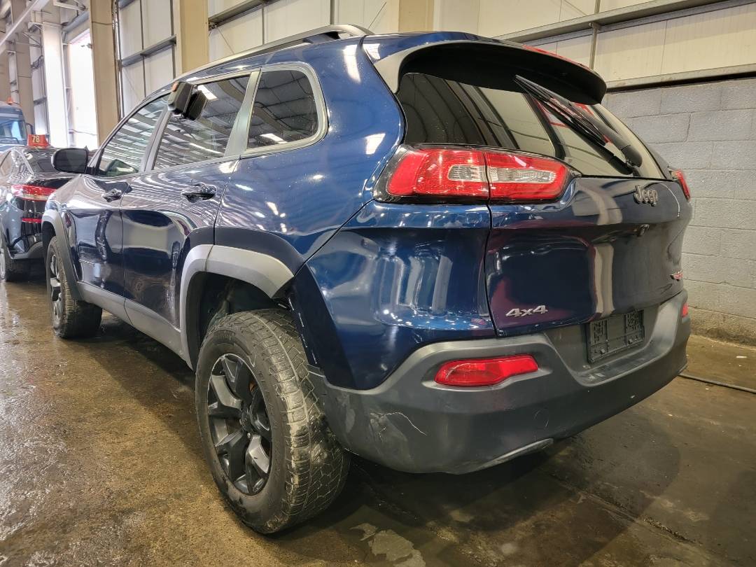 2018 JEEP CHEROKEE — 93821 KM — Lot 43859 — Main - Marhaba Auctions Used Cars - Image 3