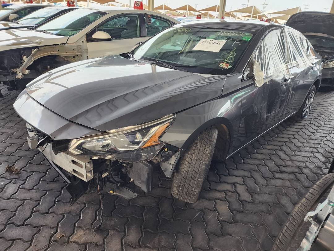 2019 NISSAN ALTIMA — 108225 Miles — Lot 37713041 - Marhaba Auctions Used Cars - Image 4