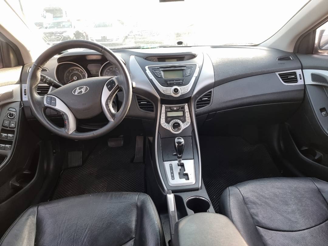 2011 HYUNDAI AVANTE — 243219 KM — Lot 125487 — Ind. 12 - Marhaba Auctions Used Cars - Image 7