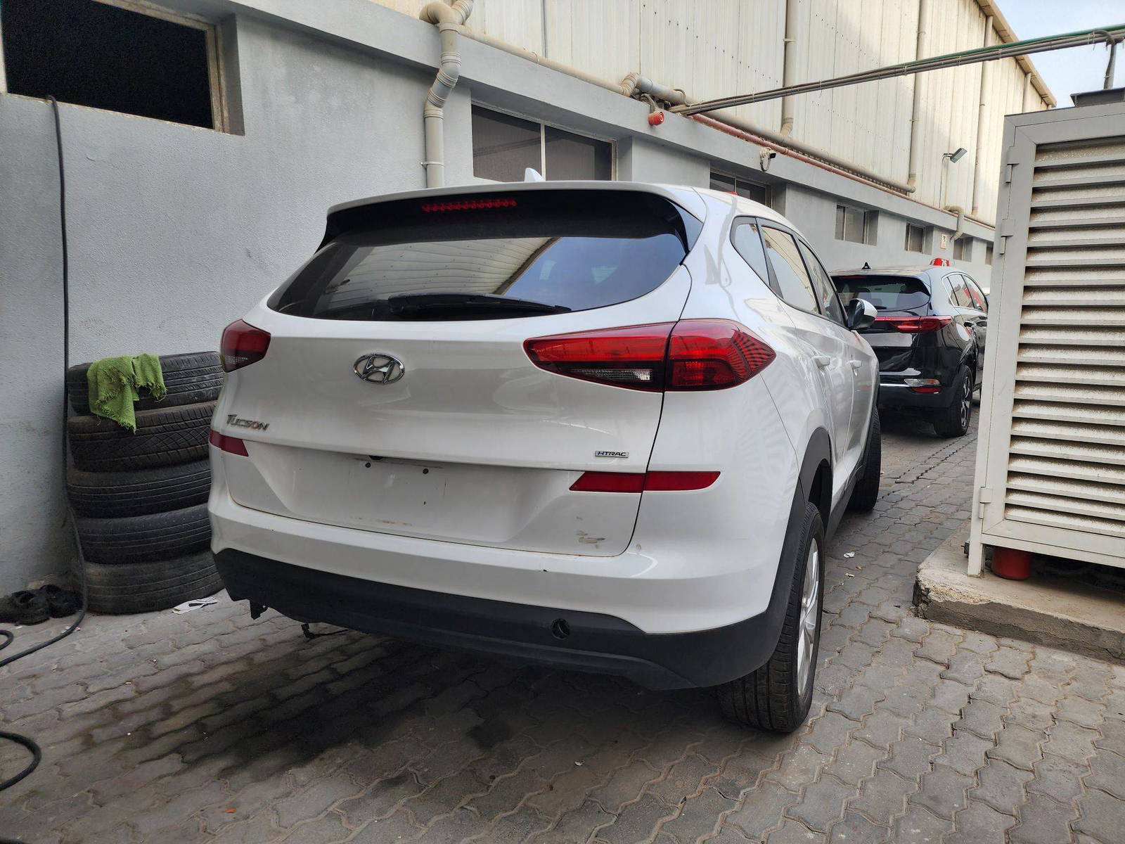 2019 HYUNDAI TUCSON — 71072 Miles — Lot 88881 — Al Quoz - Marhaba Auctions Used Cars - Image 3
