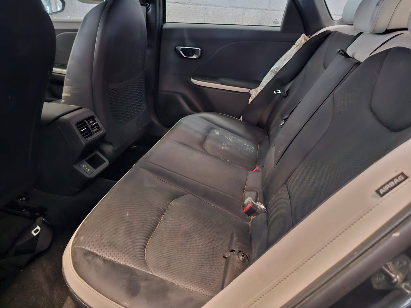 2025 KIA K4 — 3494 KM — Lot SE093508 — Main - Marhaba Auctions Used Cars - Image 9