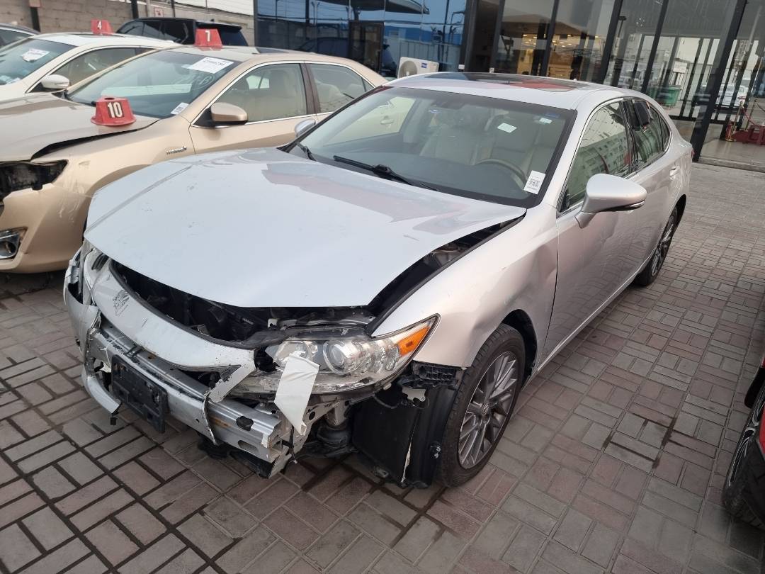 LEXUS ES 350 2014 - Marhaba Auction Used Cars - Image 4