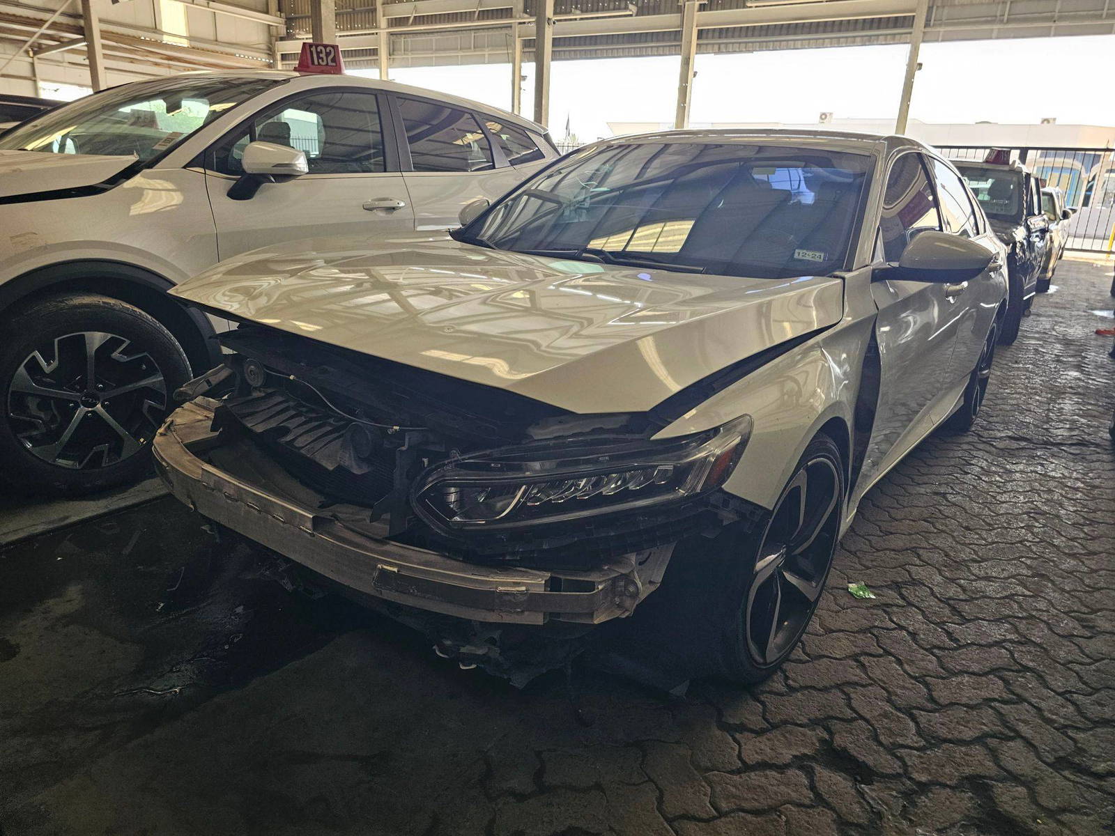 HONDA ACCORD 2019 - Marhaba Auction Used Cars - Image 5
