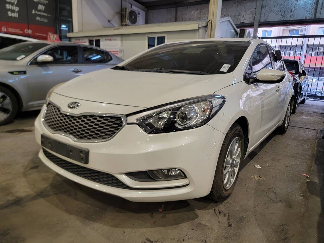 2013 KIA K3 — 82968 KM — Lot 13205 — Main - Marhaba Auctions Used Cars - Image 5