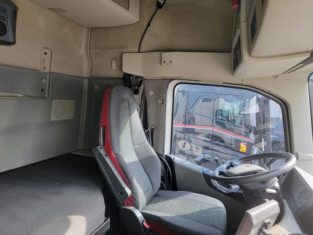 2015 VOLVO FH-Series — 973370 KM — Lot FB737904 — Main - Marhaba Auctions Used Cars - Image 10