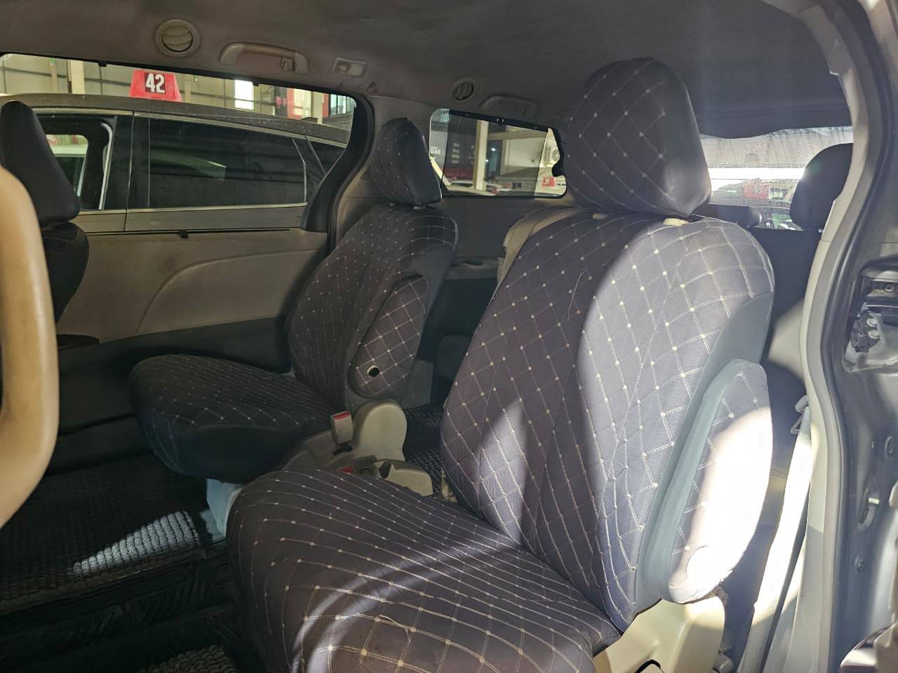 2013 TOYOTA SIENNA — Lot S382406 — Main - Marhaba Auctions Used Cars - Image 5