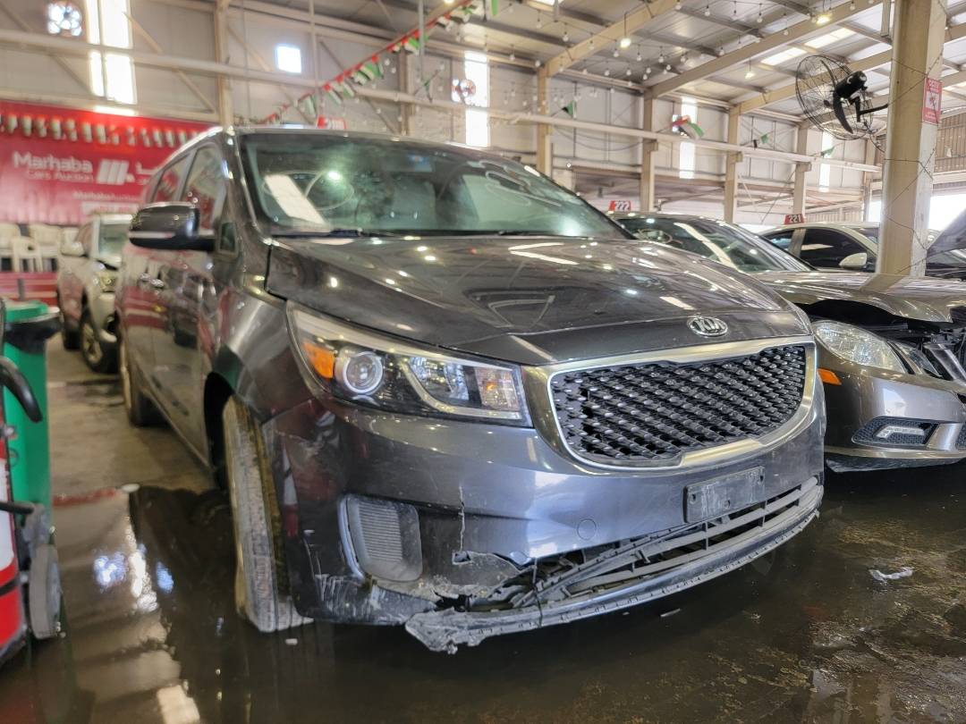 2017 KIA SEDONA — 208783 Miles — Lot 14H6235006 — Main - Marhaba Auctions Used Cars - Image 5