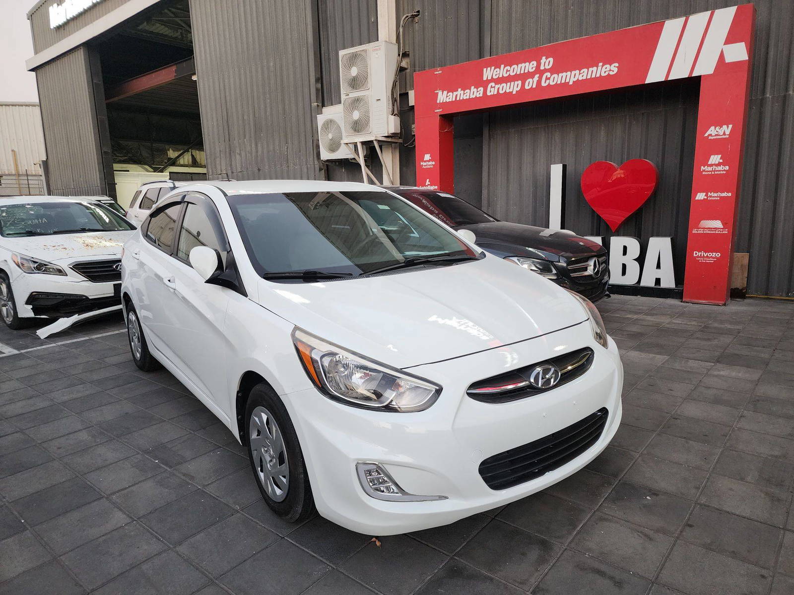2016 HYUNDAI ACCENT — 140144 Miles — Lot 004054 — Al Quoz - Marhaba Auctions Used Cars - Image 3