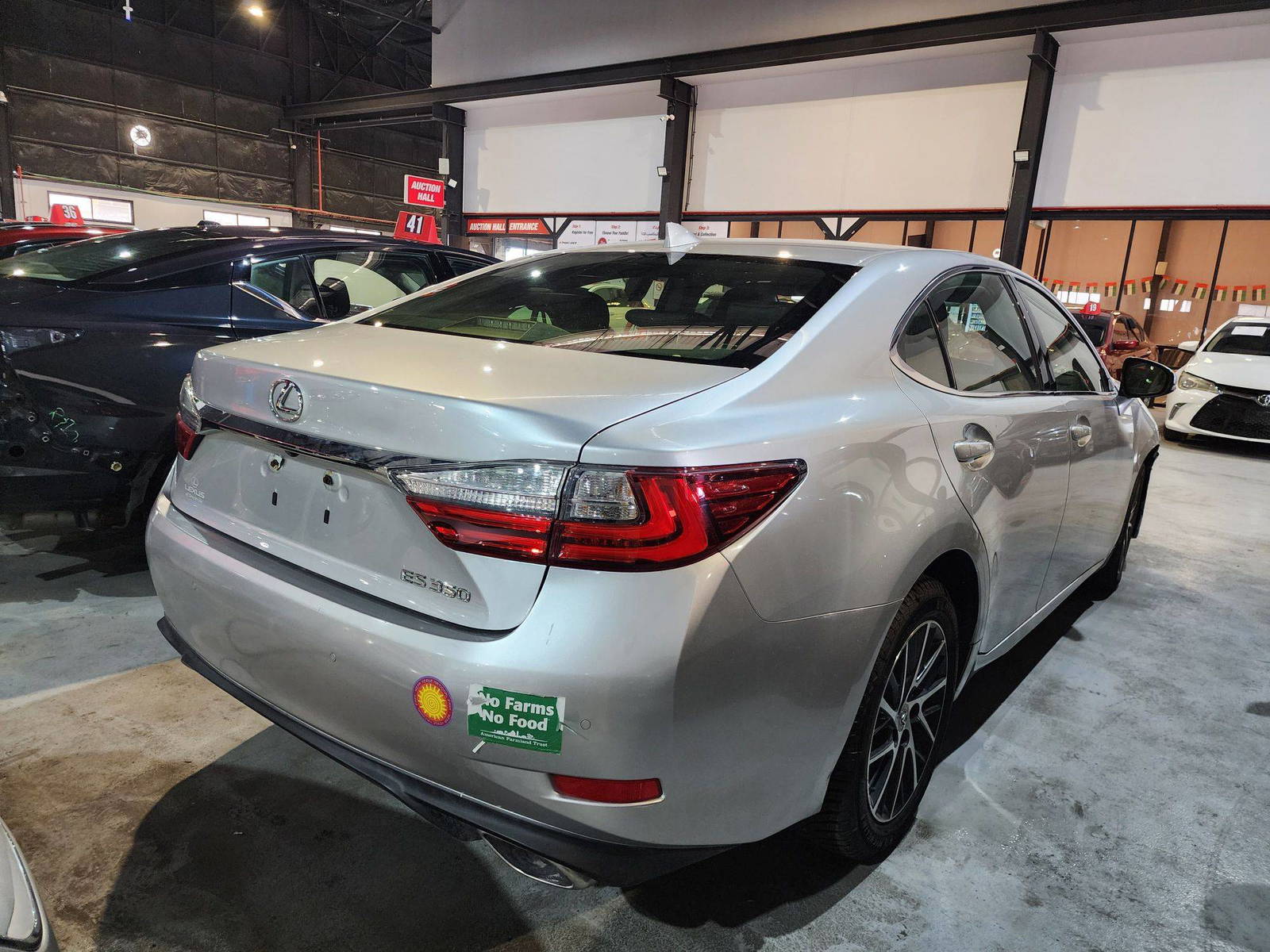 2016 LEXUS ES 350 — 172330 Miles — Lot 215487 — Main - Marhaba Auctions Used Cars - Image 11