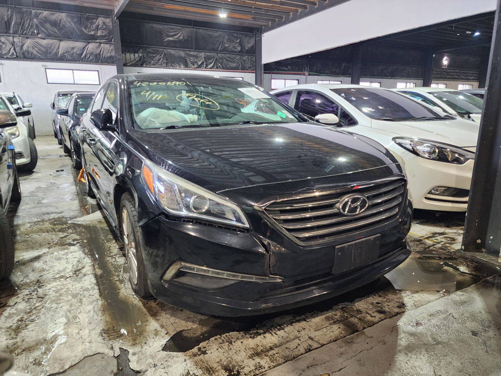 2015 HYUNDAI SONATA — 146436 Miles — Lot 42006901 — Al Quoz - Marhaba Auctions Used Cars - Image 6