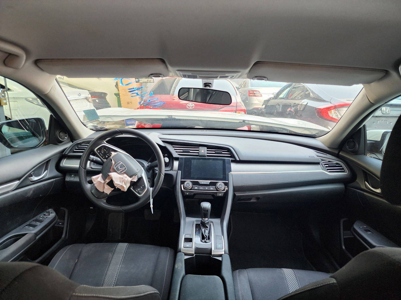2016 HONDA CIVIC — 112317 KM — Lot 037293 — Main - Marhaba Auctions Used Cars - Image 8