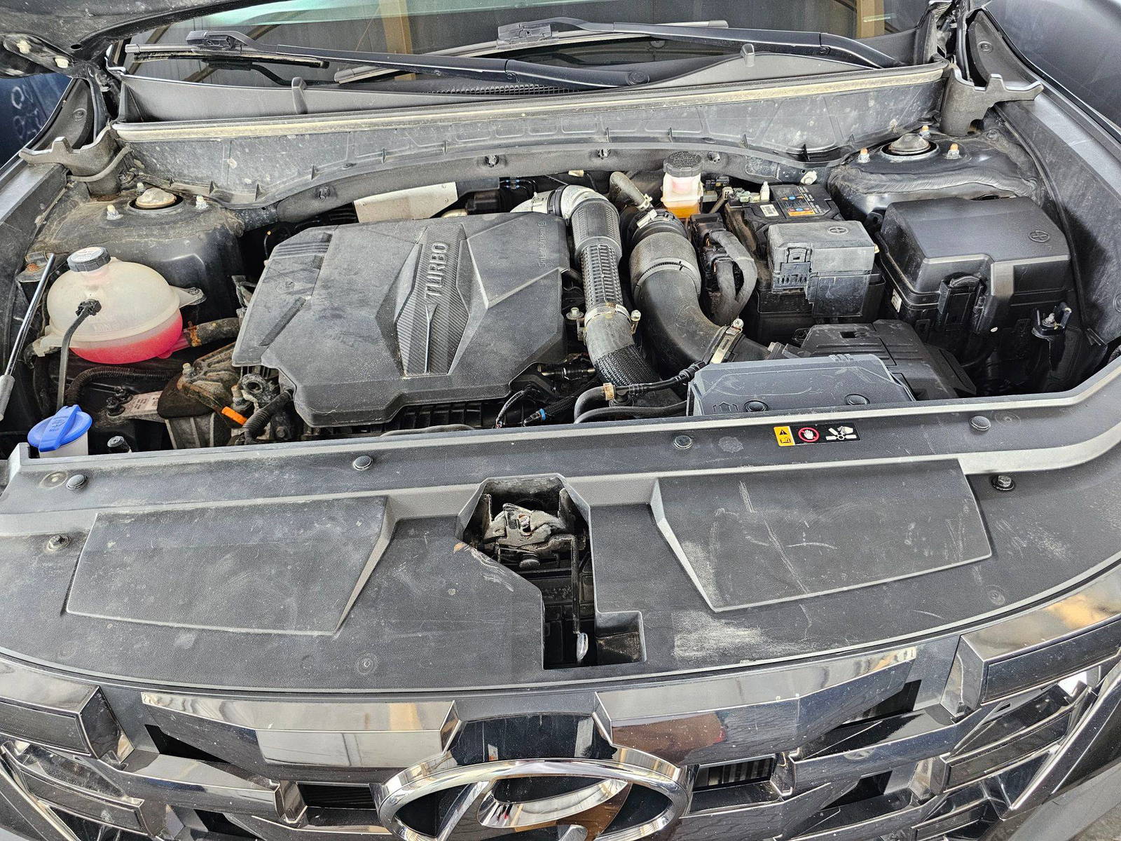 2022 HYUNDAI SANTA CRUZ SEL — 47133 KM — Lot NH033748 — Main - Marhaba Auctions Used Cars - Image 12