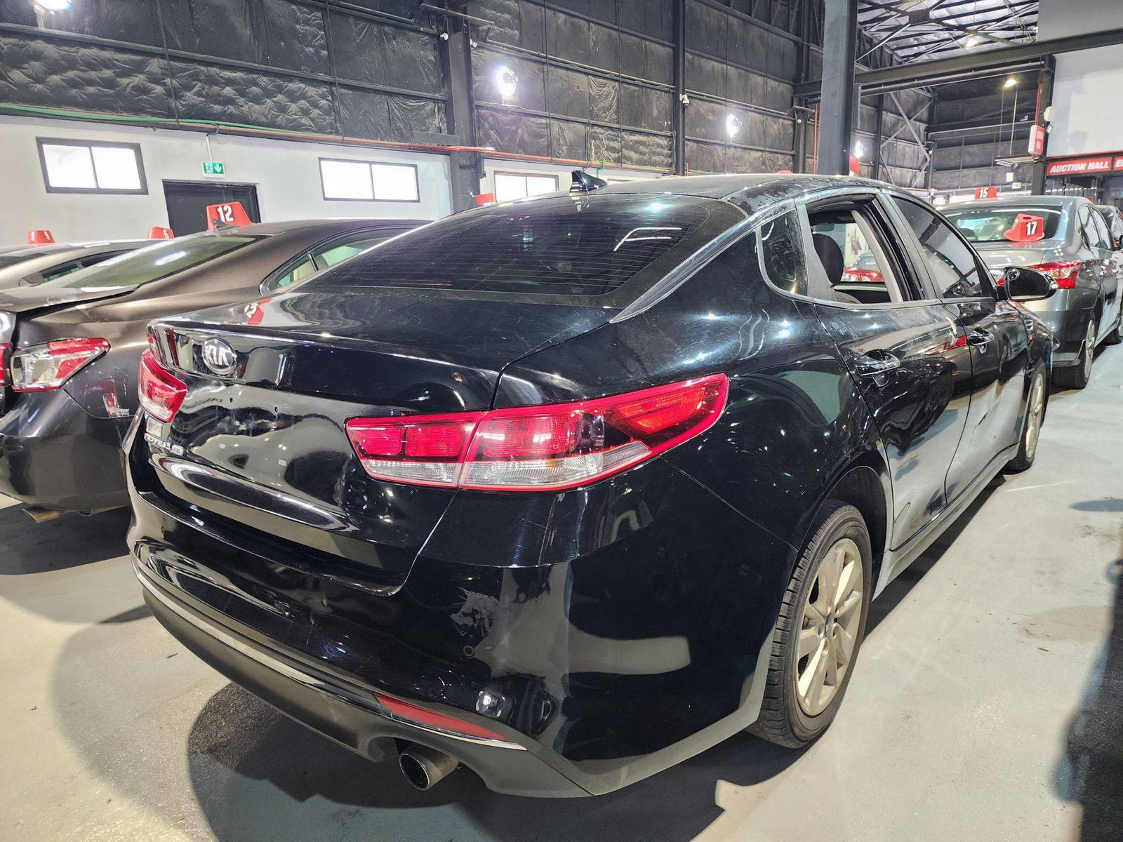 2018 KIA OPTIMA — 115633 Miles — Lot 125487 — Souq - Marhaba Auctions Used Cars - Image 6