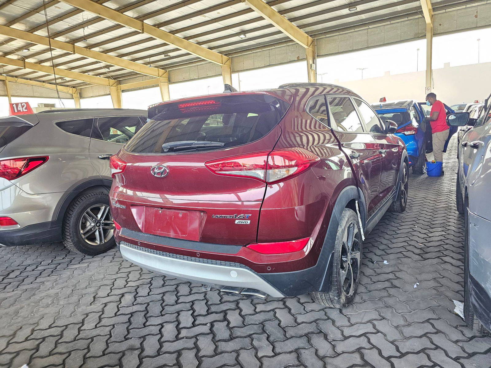 2017 HYUNDAI TUCSON — 109009 Miles — Lot CA29HU307924 — Souq - Marhaba Auctions Used Cars - Image 3