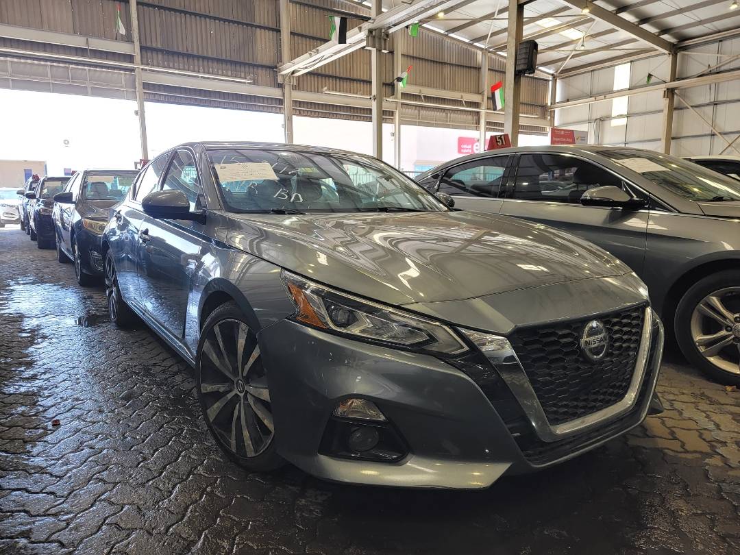 2020 NISSAN ALTIMA — 147400 Miles — Lot C157118 — Main - Marhaba Auctions Used Cars - Image 3