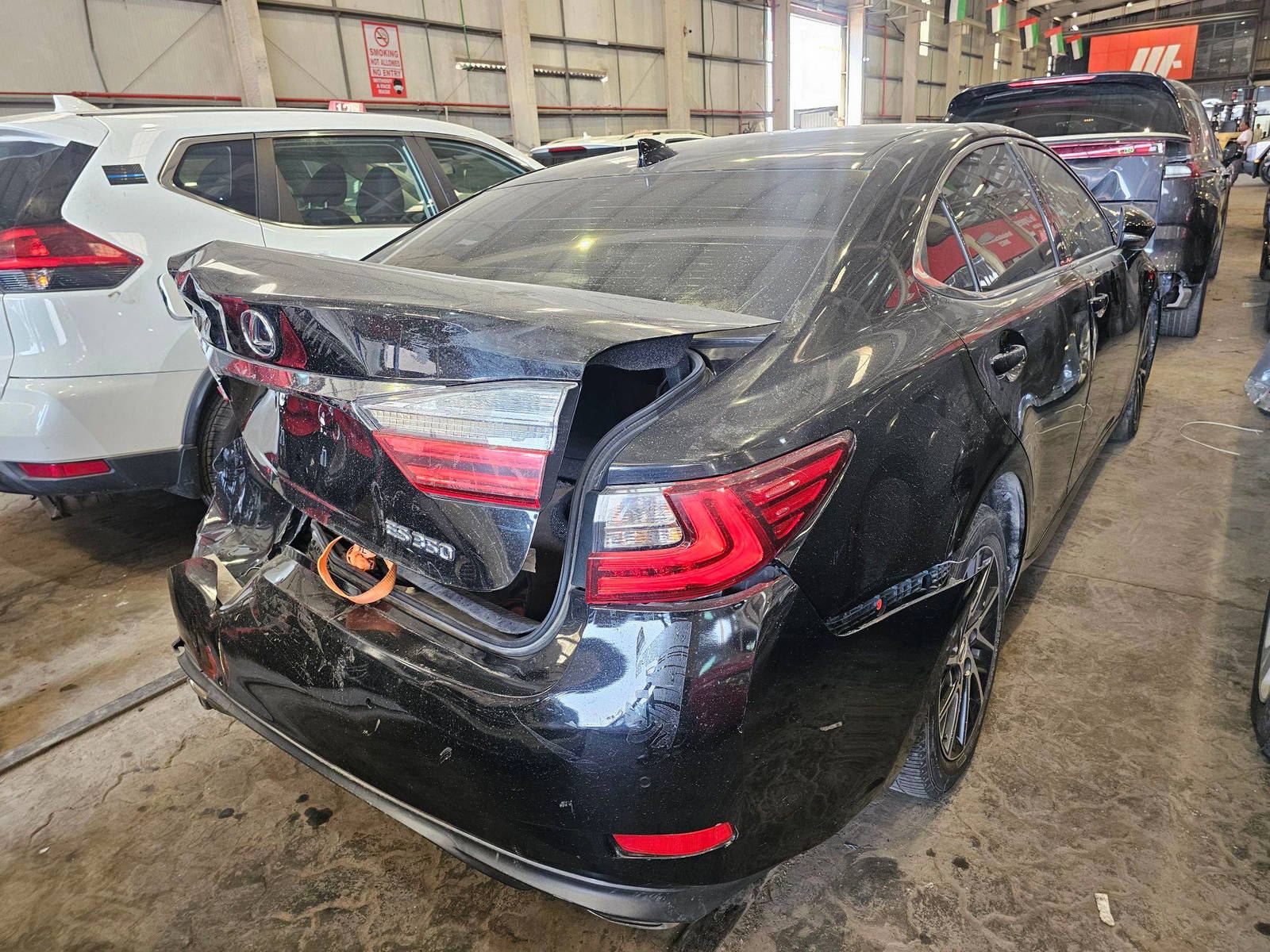 2016 LEXUS ES 350 — 131637 Miles — Lot U002914 — Main - Marhaba Auctions Used Cars - Image 6
