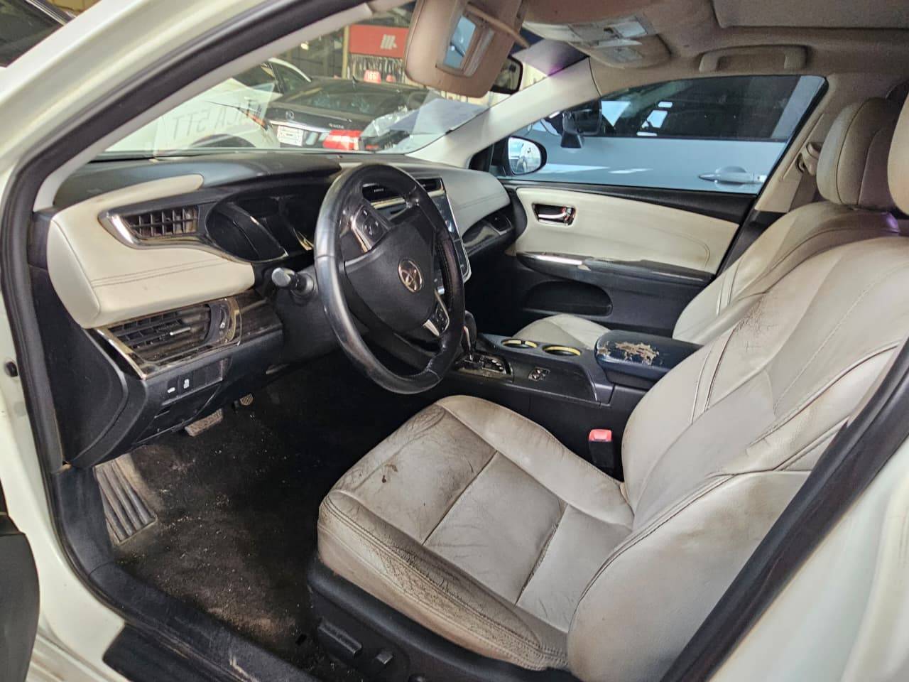 2013 TOYOTA AVALON — 187320 Miles — Lot U070667 — Main - Marhaba Auctions Used Cars - Image 8