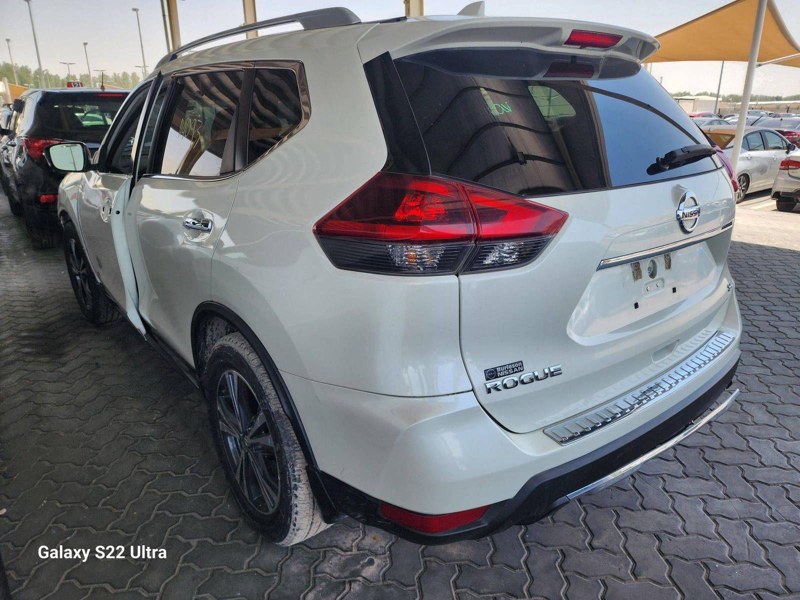 2018 NISSAN ROGUE — 114093 Miles — Lot 82464473 - Marhaba Auctions Used Cars - Image 4
