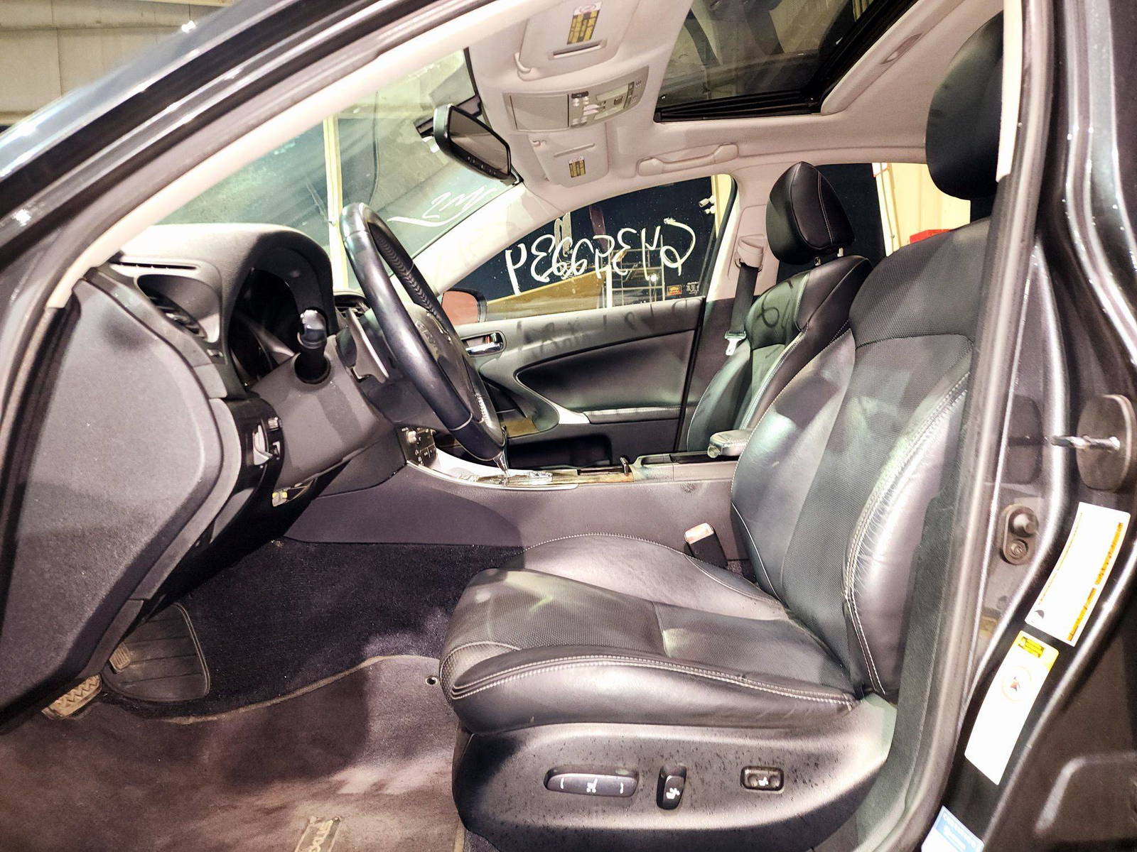 2010 LEXUS IS 250 — 137775 Miles — Lot 64392234 — Souq - Marhaba Auctions Used Cars - Image 9
