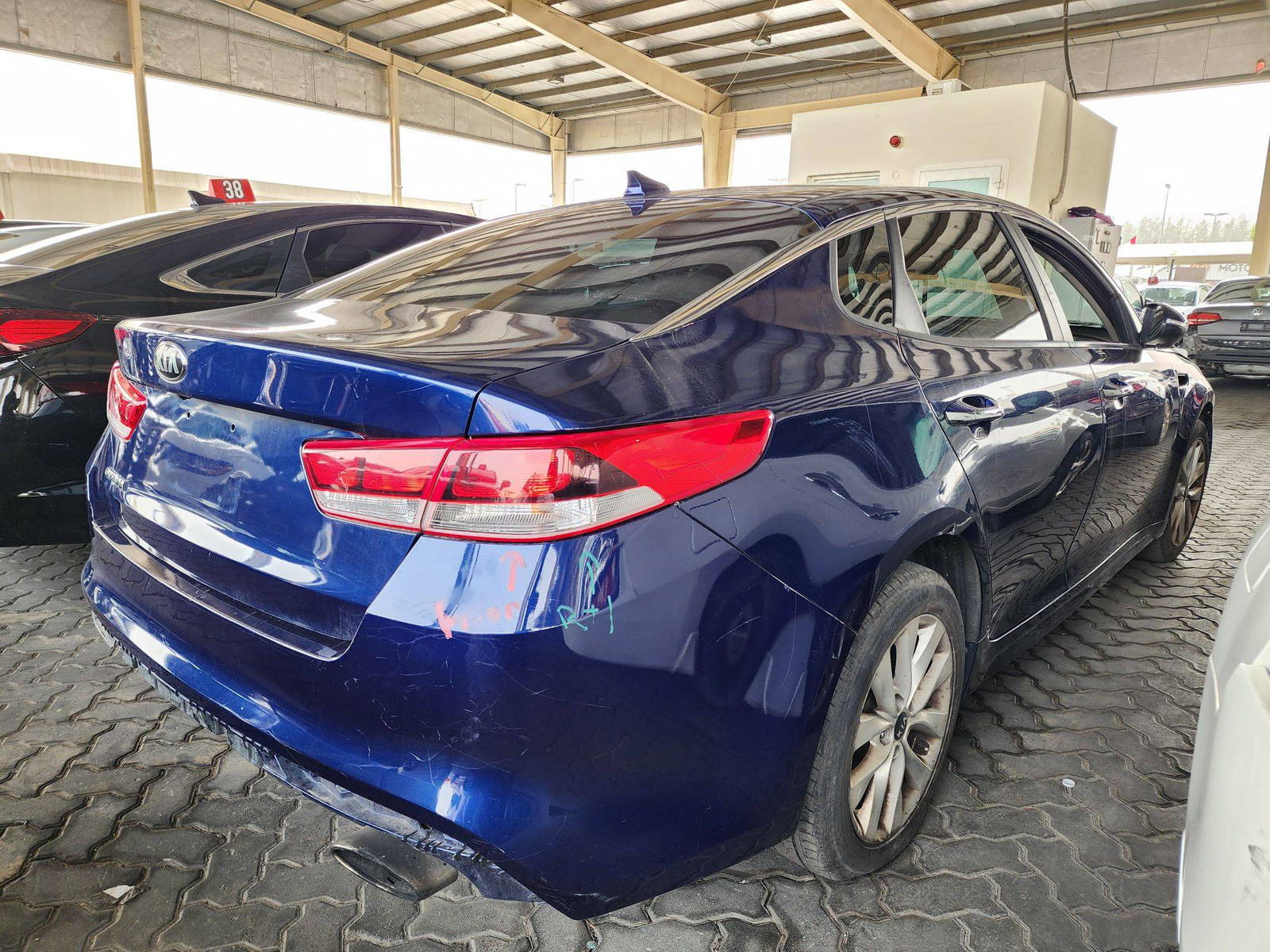 2017 KIA OPTIMA — 128115 Miles — Lot G140547 — Souq - Marhaba Auctions Used Cars - Image 3